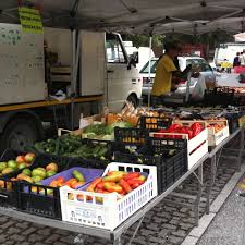 bancarella frutta